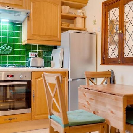 Barley Cottage Whittington  Экстерьер фото