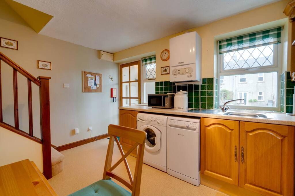 Barley Cottage Whittington  Экстерьер фото